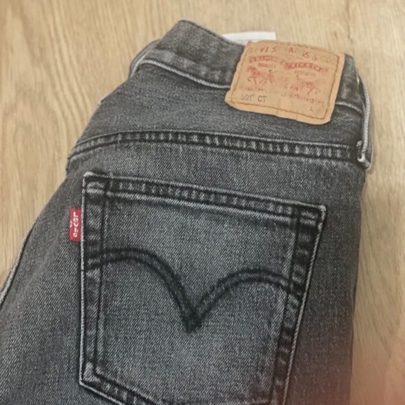 Levi’s size 25 jeans - Picture 2 of 4